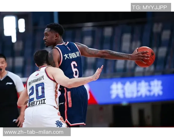 马尚布鲁克斯:从篮球场上的闪耀星辰到生活中的坚韧奋斗者 马尚布鲁克斯:从篮球场上的闪耀星辰到生活中的坚韧奋斗者